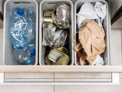 Organized flat clearance process with sorting and packing